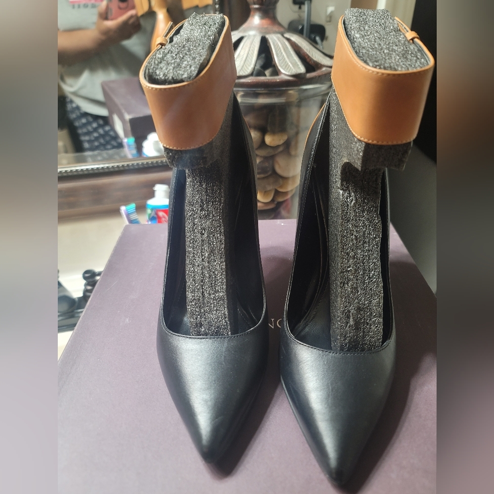 Elegant Black and Tan Women's Shoes